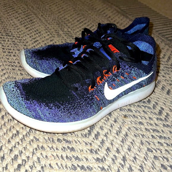 Nike Free Run Flyknit - Picture 1 of 2